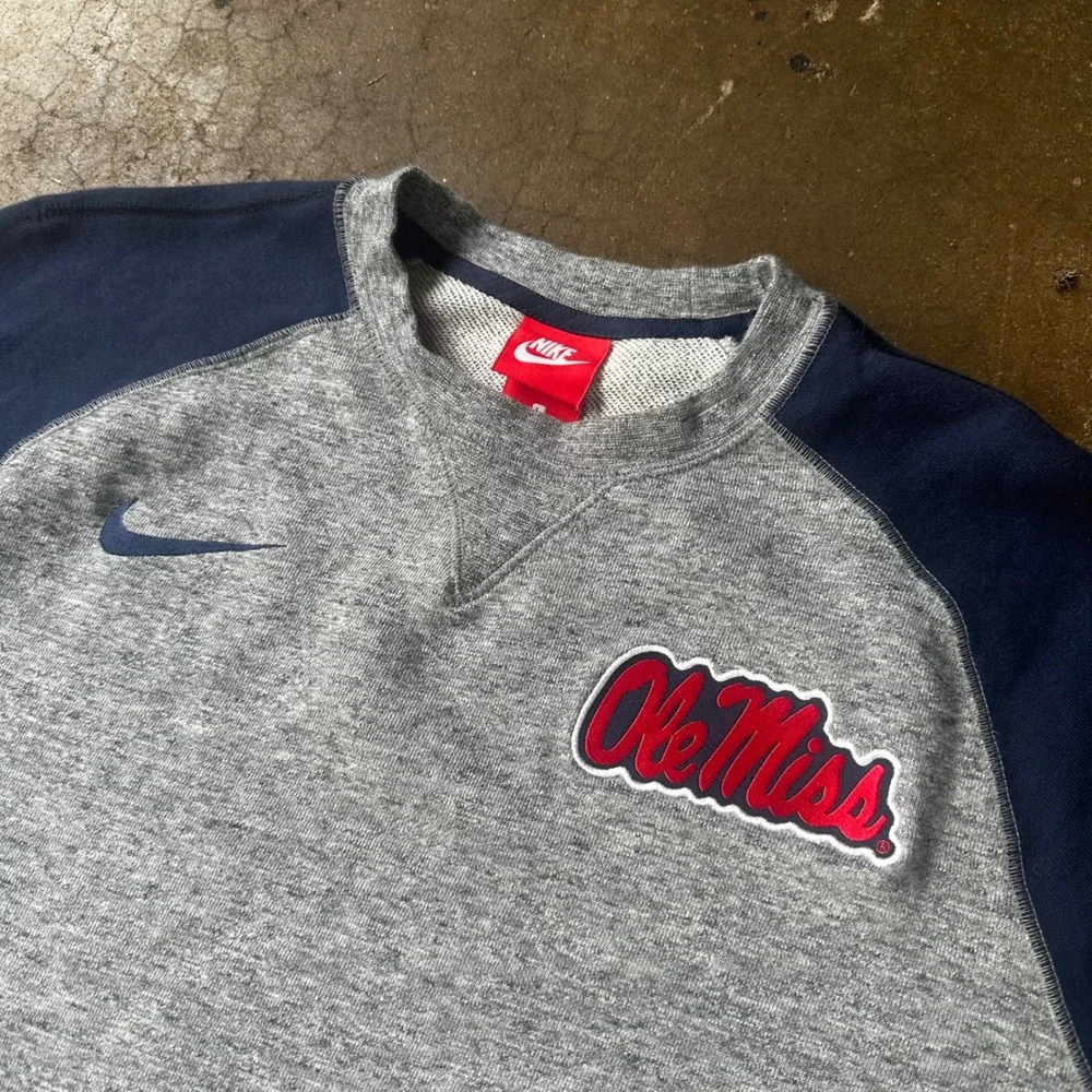 Nike Sweatshirt Mens Large Grey Ole Miss Rebels Raglan Side Zip Pocket